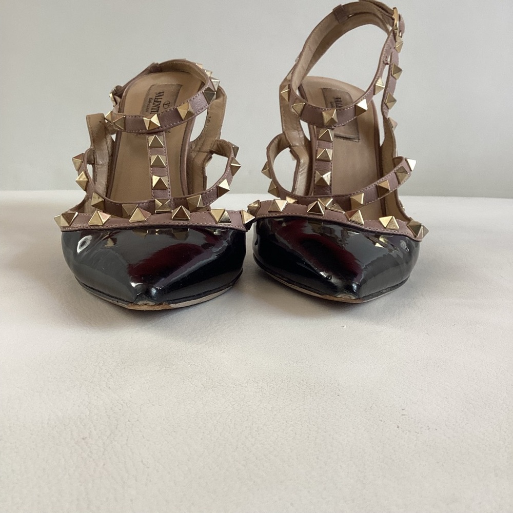 Valentino Garavani Rockstud Black/ Tan Ankle Straps Heels SZ 8.5/38.5 - Picture 4 of 11
